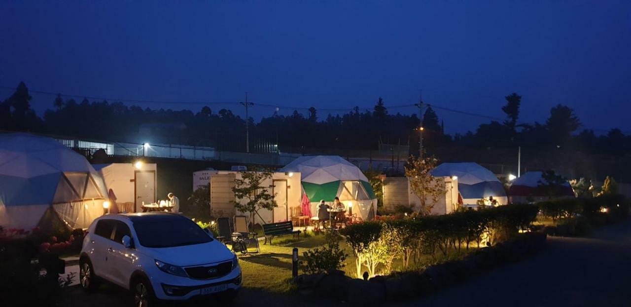 Jeju Starlight Glamping Exterior foto